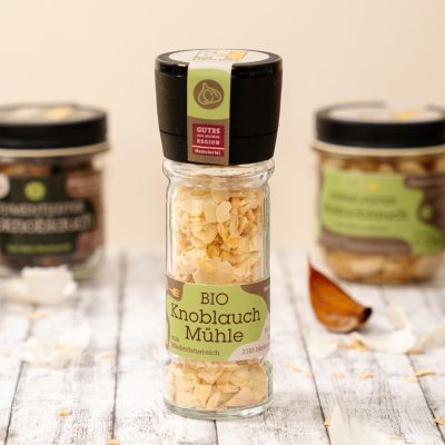 Bioknoblauchmühle mit getrocknetem Knoblauch – würzig, praktisch & dekorativ